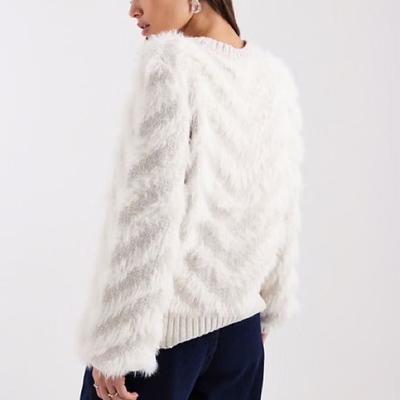 Anthropologie Fuzzy Chevron Pullover Sweater - Picture 15 of 15